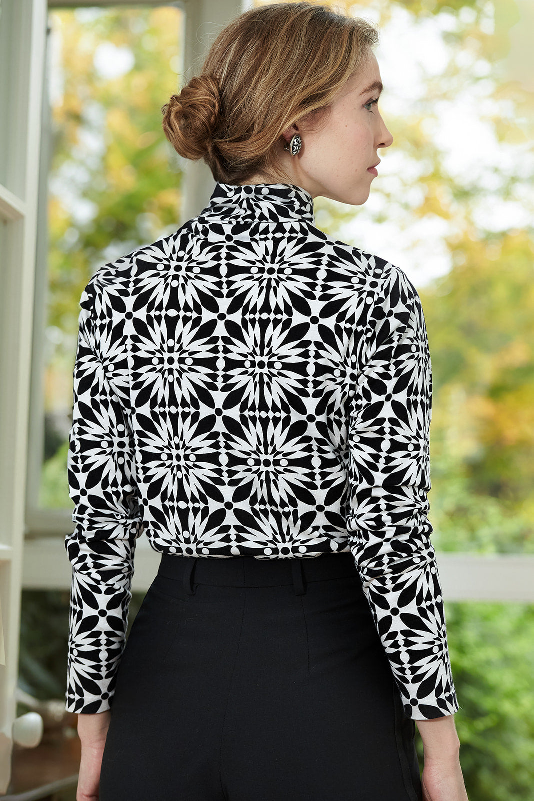 Geometric Black and White Turtleneck